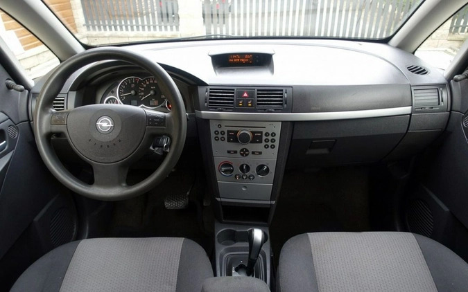 Opel Meriva cena 11900 przebieg: 174000, rok produkcji 2005 z Janów Lubelski małe 154